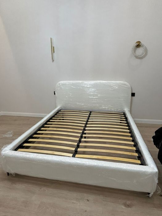 Төсек сатылады..