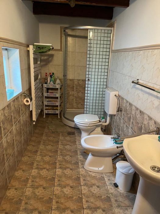 Casă la țară de vânzare