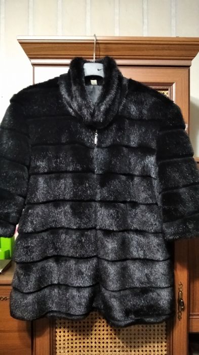 Шубка,укороченная,молная