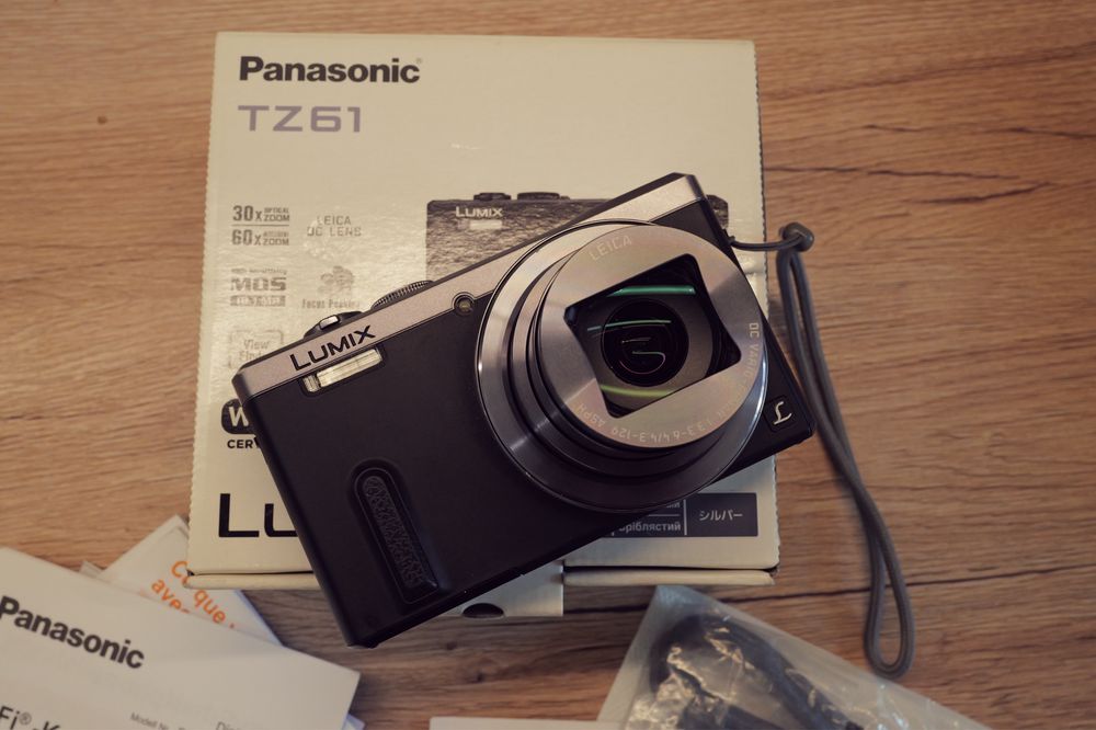 Nou Panasonic Lumix HD WiFi USB Black and Grey aparat foto digital