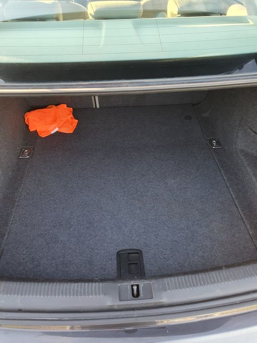 Audi A4 B8 143 cp Automată
