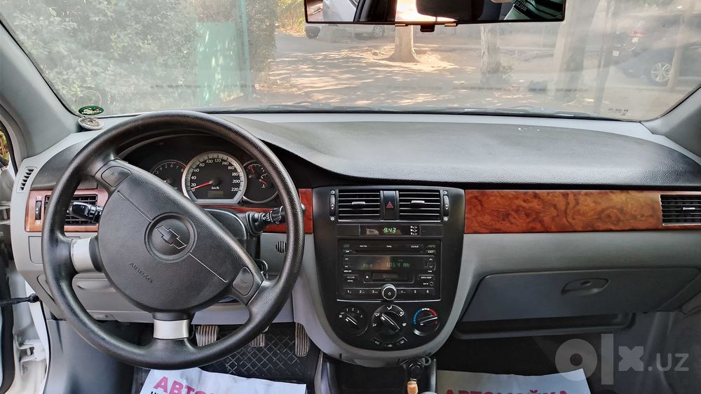 Продается Chevrolet Lacetti 1.8 2 позиция