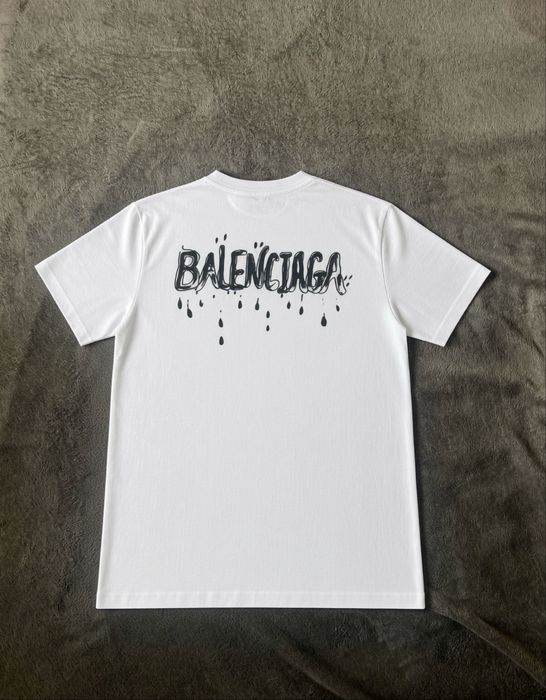 Тениски на Balenciaga