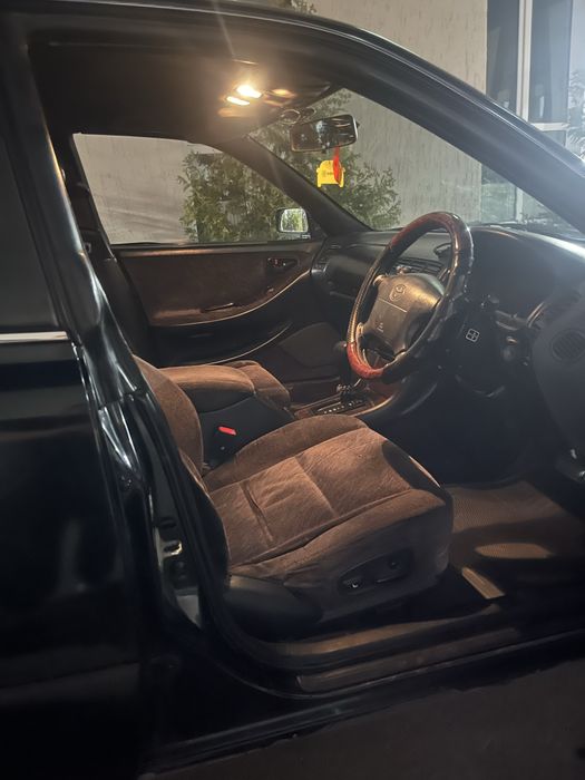 Toyota Windom 10