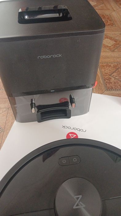 Робот - пылысос 1