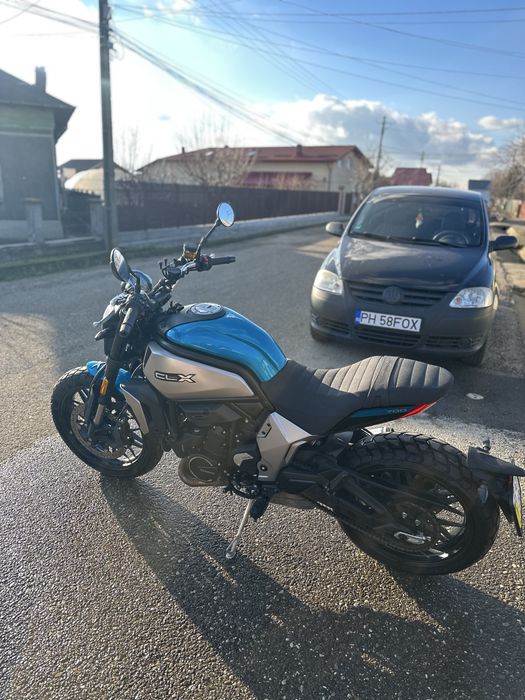 CF MOTO 700 CLX HERITAGE - in garantie
