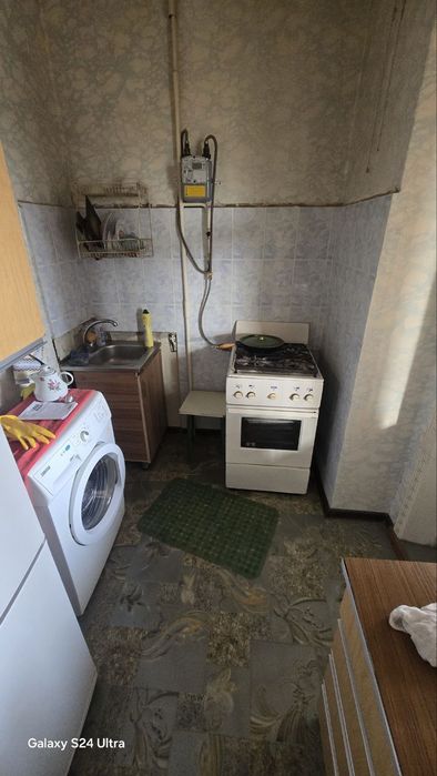 Продаётся 1ком Ахмад Югнакий