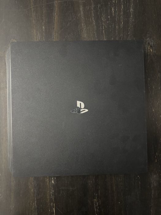 Play Station 4 Pro 1 TB