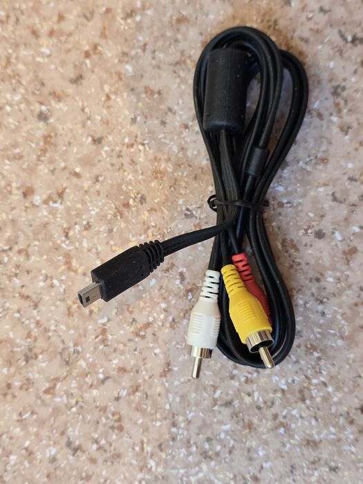 Продам наушники, адаптер и т.д