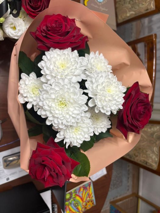 Продам цветы дешова и раксошна