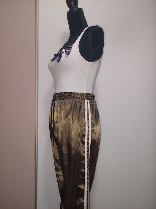Pantaloni de vară lungi kaki satinati