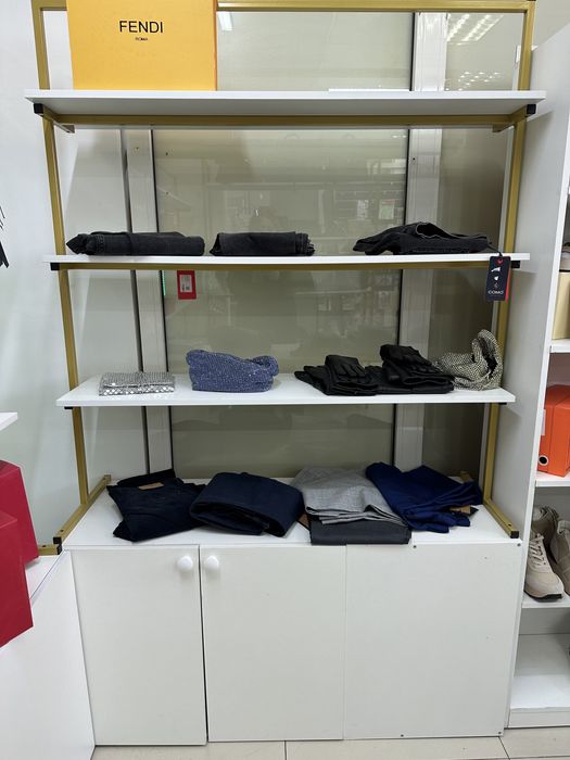 Продам стеллажи для магазина