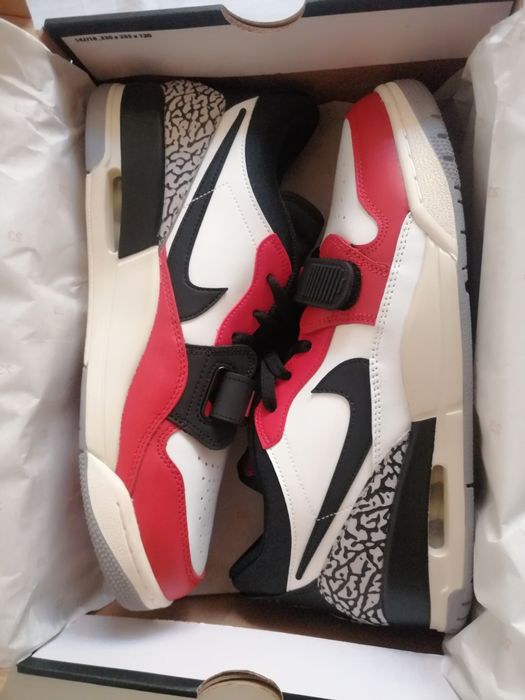 Air Jordan Legacy 312 Low noi