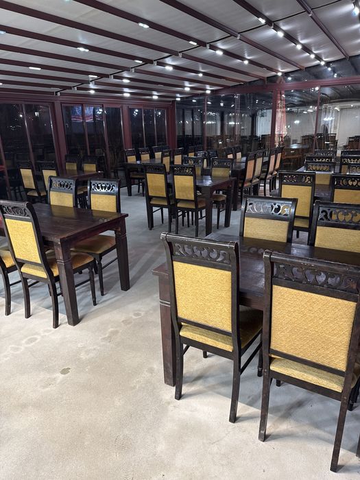 Set masa scaune lemn masiv