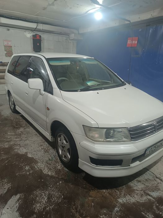 Продам или обмен митсубиси чариот