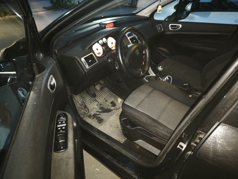 ПРОДАВАМ Peugeot 307 SW 2.0 HDI 136 KC