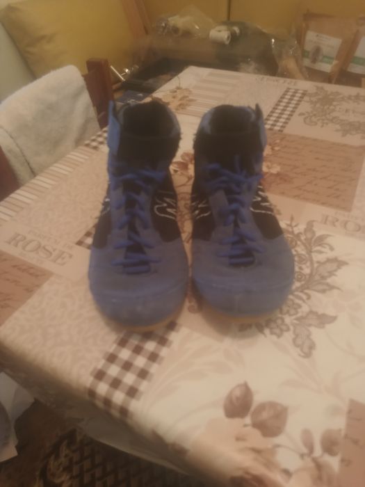 Борцовки  четири чифта