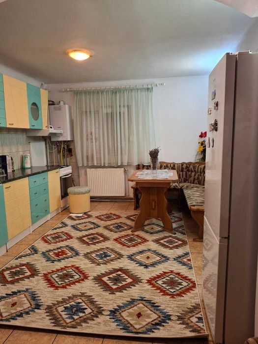 Apartament cu 3 camere și 2 băi de închiriat în Craiova (în spatele Spitalului Județean și al Facultății de Medicină)