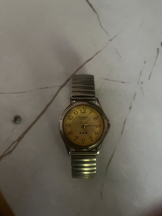 Часы casio quartz