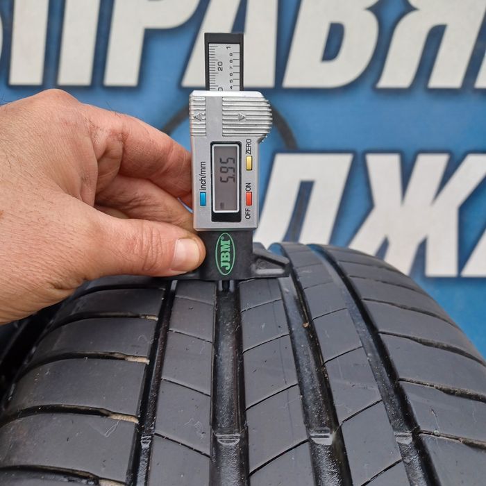 205 60 16 Bridgestone 2бр летни дот 24
