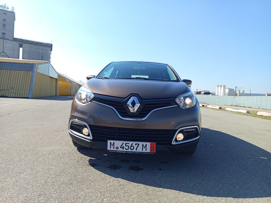 Renault.  Captur