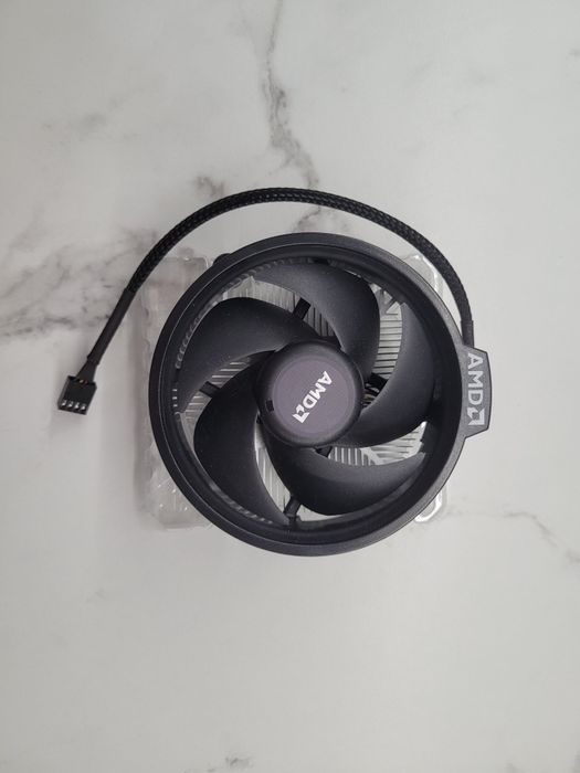 Răcire procesor AMD Wraith Stealth