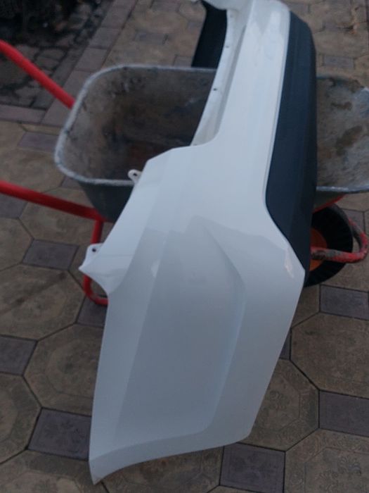 Бампер задний гранта FL седан