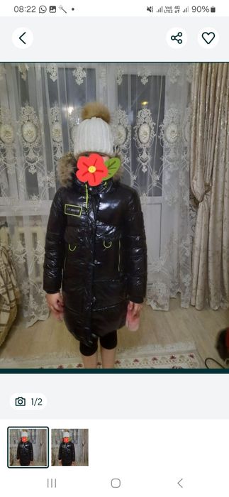 Продаю куртки на девочку  цена 7000
