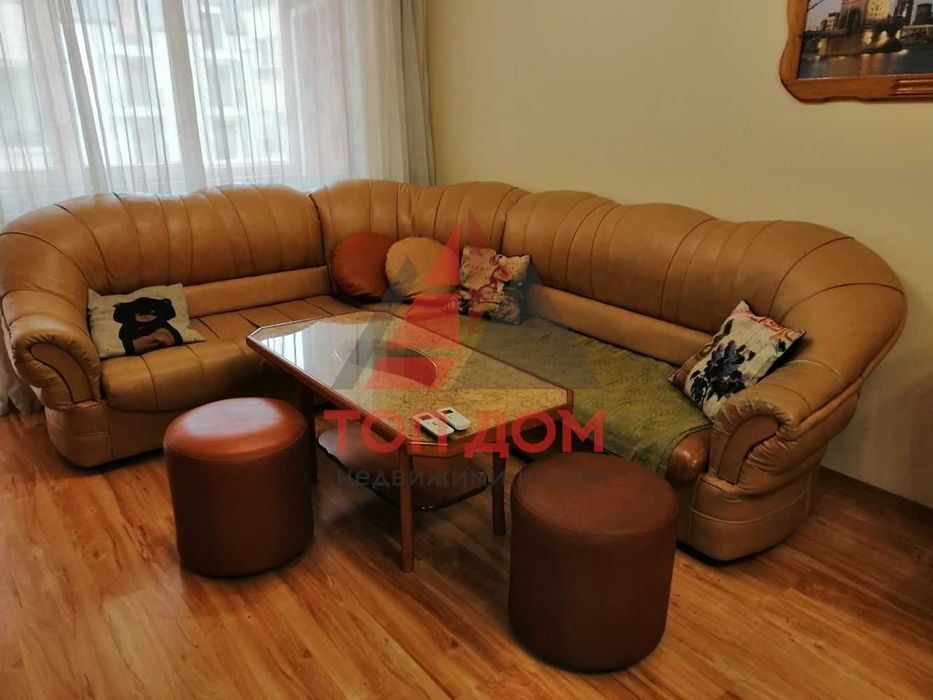 Дава се под наем Двустаен апартамент в Варна, Базар Левски - 60 кв.м за 510 € - Снимка #1