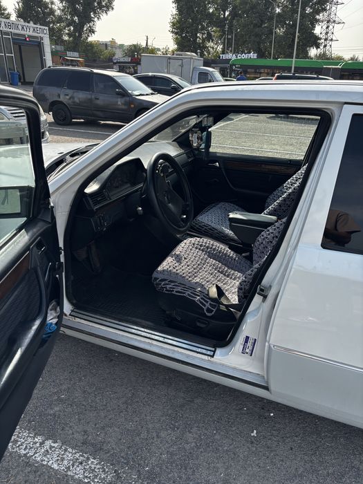 Продам Mercedes Benz W124