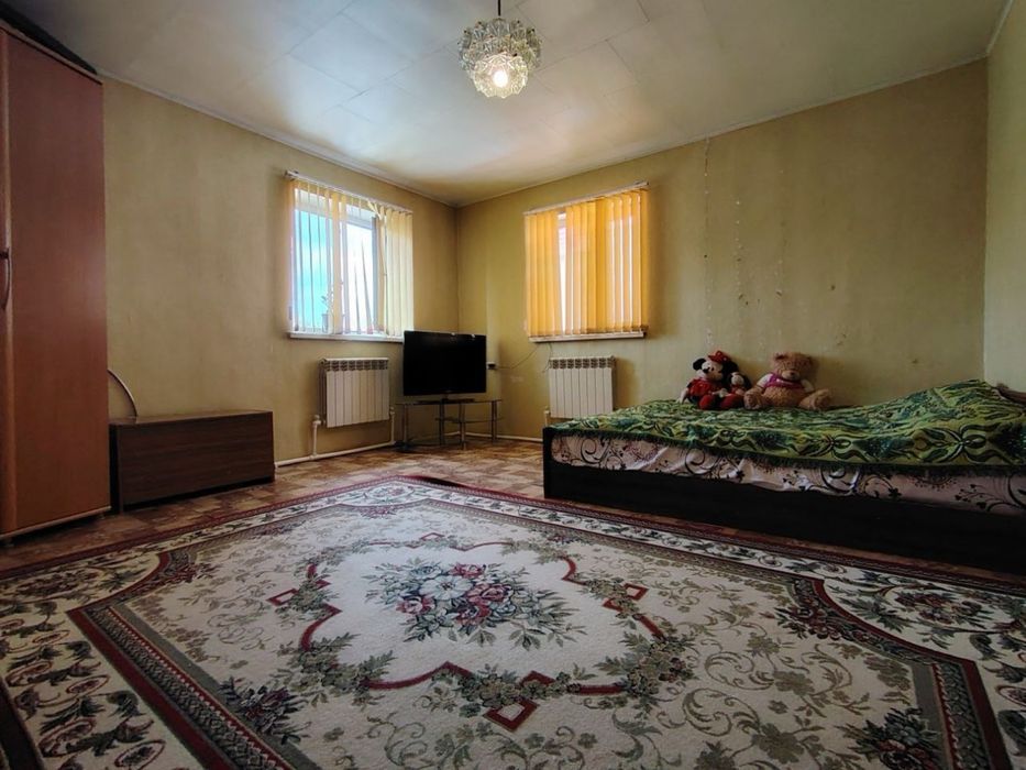 Продам коттедж в мкр. Отрвановка