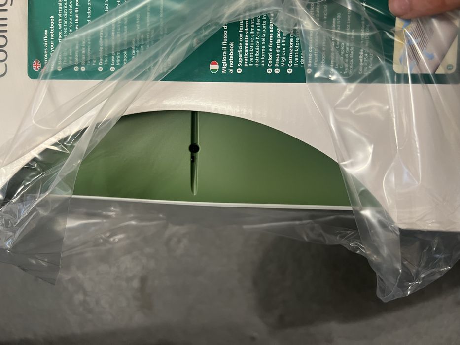 Logitech Cooling Pad N100 – фабрично запечатана основна опаковка, комплект от 4 броя, нови стоки от стари запаси, 2009 г.