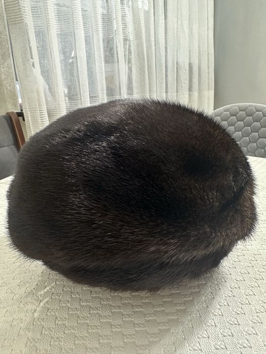 Продам норковые шапки