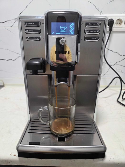 Espressor Automat Philips EP5365 Aparat Cafea Boabe Saeco Incanto