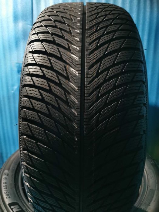 245/45 R19 - 275/40 R19 - michelin m+s 4 bucati 2 marimi