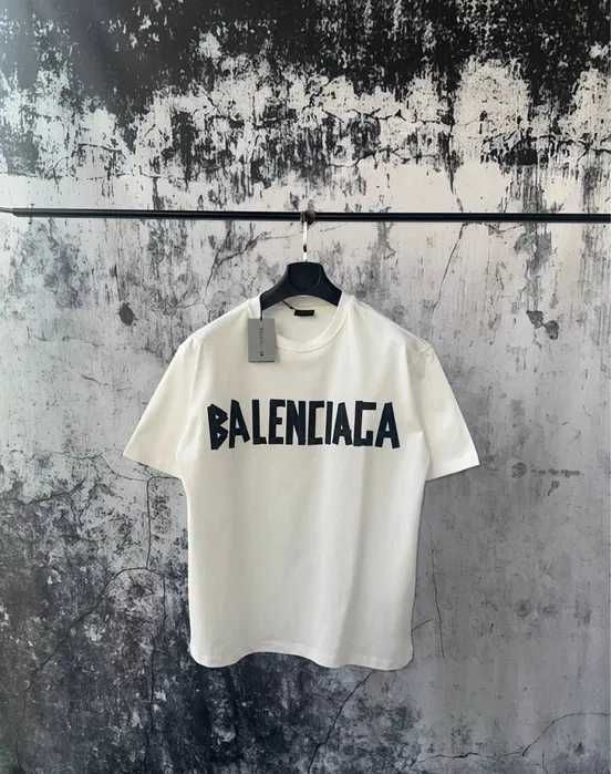 Balenciaga тениски