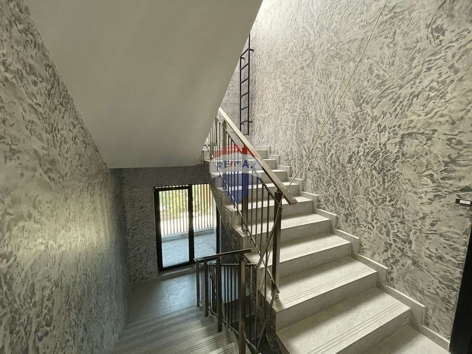 Продава се Двустаен апартамент в Варна, Аспарухово - 111 кв.м за 1113 €/кв.м - Снимка #10