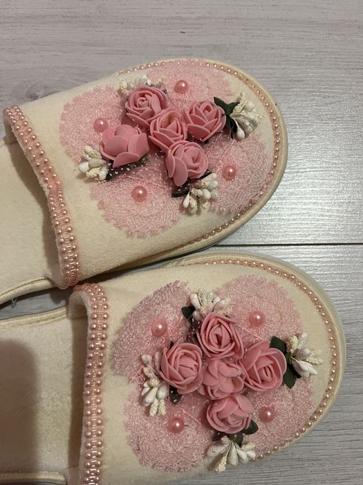 Дамски пантофи