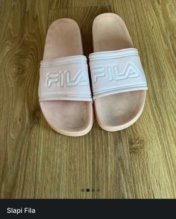 Slapi  dama Fila
