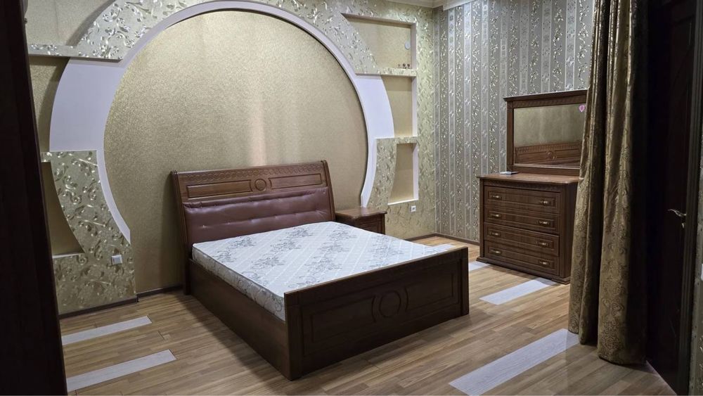 Сдается Просторный дом на Саламатина ( н1042 )