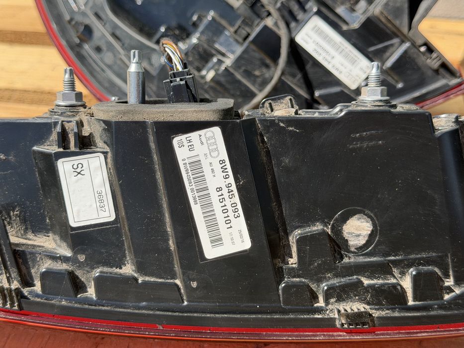 Комплект стопове AUDI A4 B9 Комби