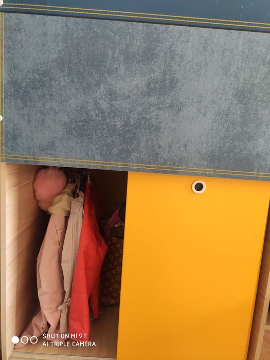 Кровать + шкаф+ столик