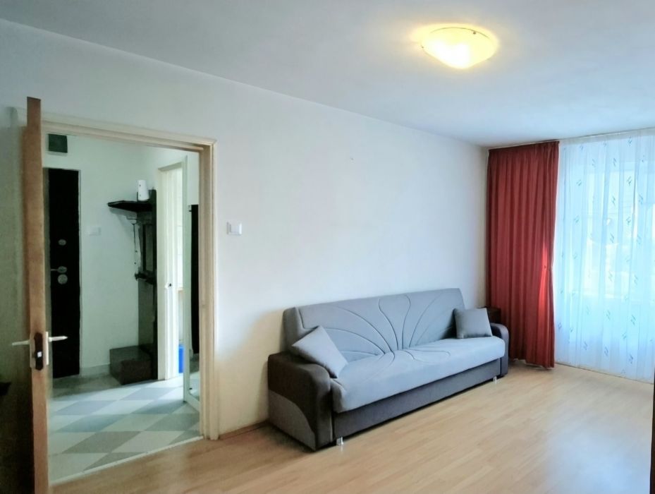 Închiriez apartament cu 2 camere amplasat  lângă gura de metrou 1 decembrie 1918
