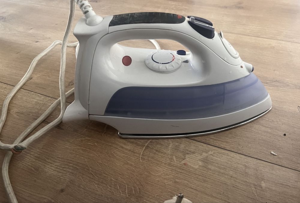 Fier de calcat rufe cu abur