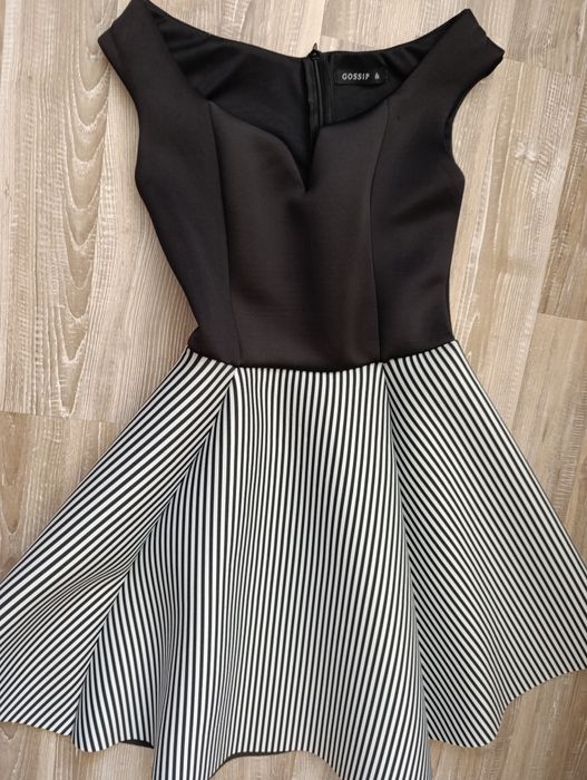 Неопренова елегантна рокля