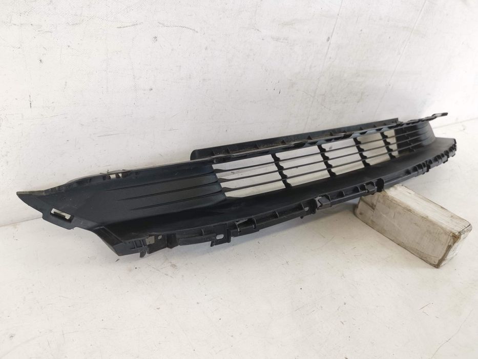 Долна решетка Тесла Модел 3 / Tesla Model 3 [ - ] Оригинална, в добро