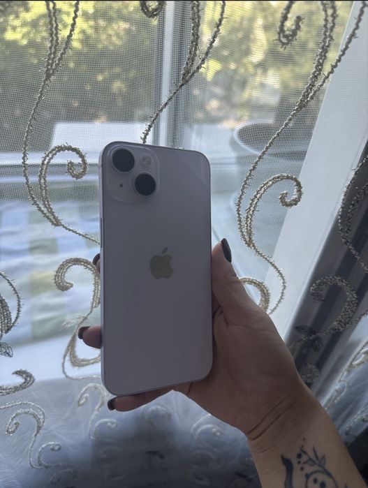 Iphone 14 в хорошем состоянии