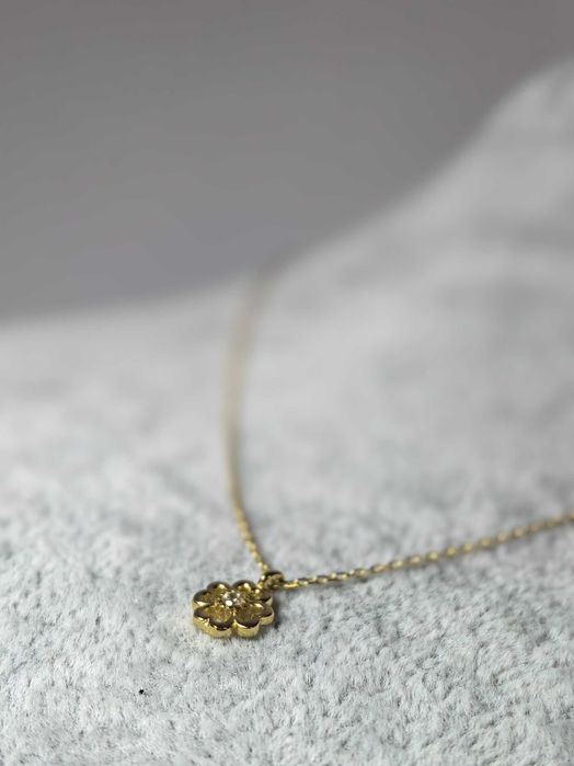 Lănțișor damă aur galben 14K cu pandantiv floare, 1,40 g – nou