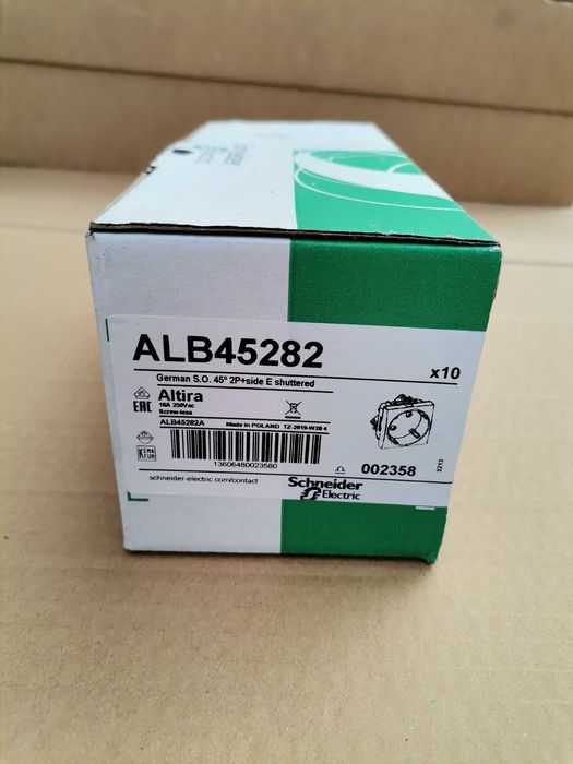 Контакт шуко Schneider , 16A,250V, бял