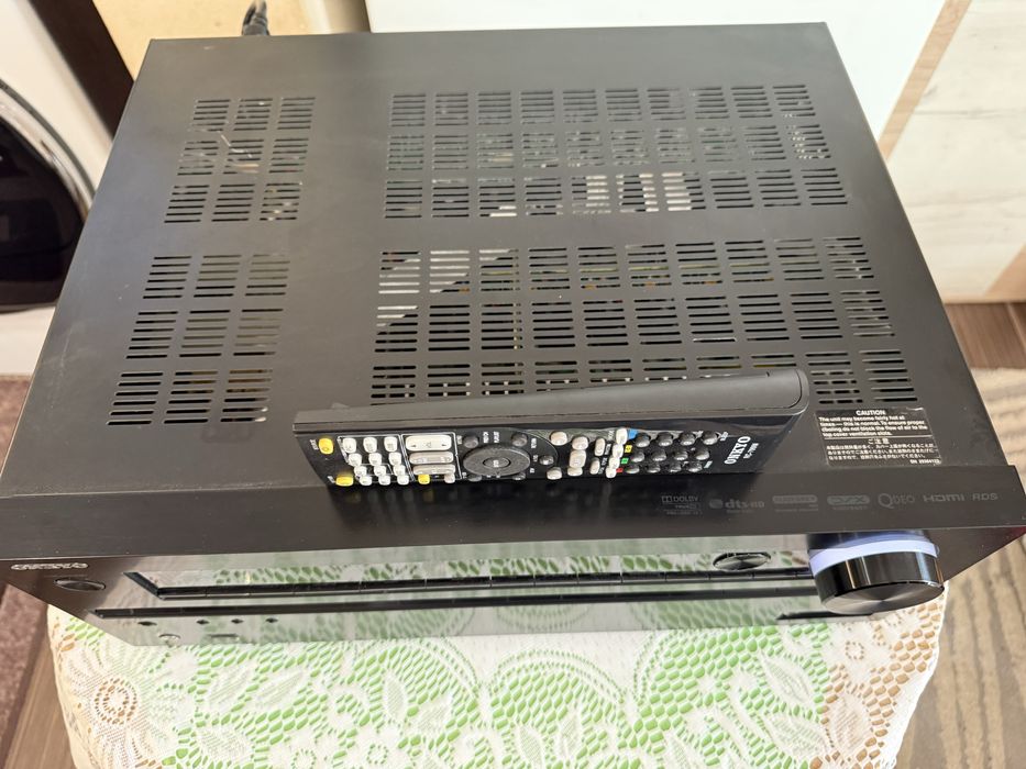 Onkyo TX-NR717 resiver